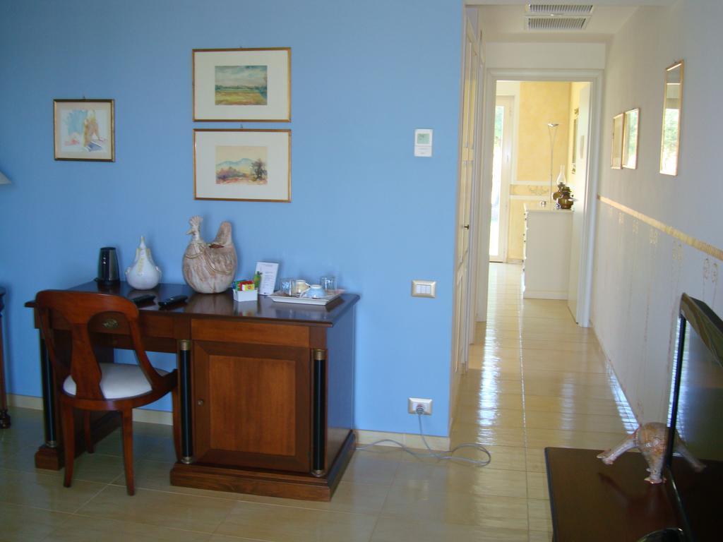 Country Resort Capo Nieddu Santa Caterina Di Pittinuri  Oda fotoğraf